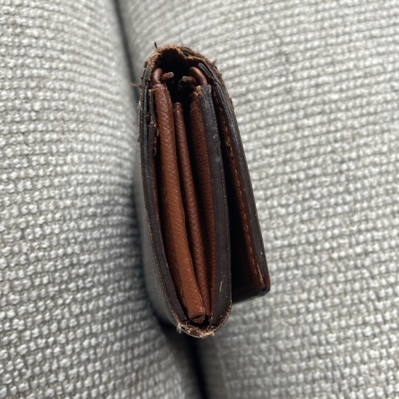 Authentic Louis Vuitton Tresor Wallet - Picture 5 of 12